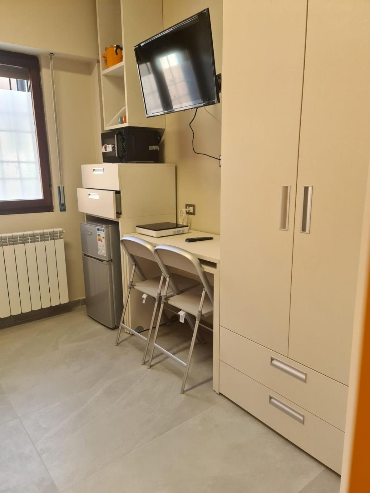 Hotel Arcobaleno By Dimora Chic Novara Esterno foto